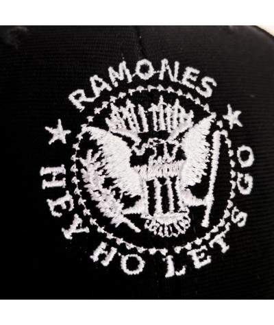 Ramones - Logo (Gorra) - Bomber Store la tienda Rock y Rockera en Colombia