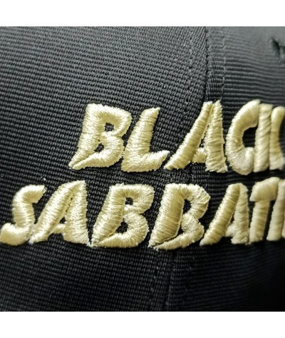 Black Sabbath - Logo Crema (Gorra) - Bomber Store la tienda rock y rockera en Colombia